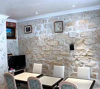 Aladin Hotel 2*