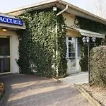 Aladin Hotel