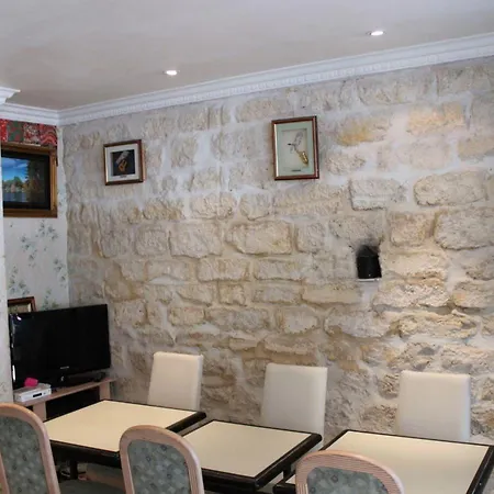 Aladin Hotel